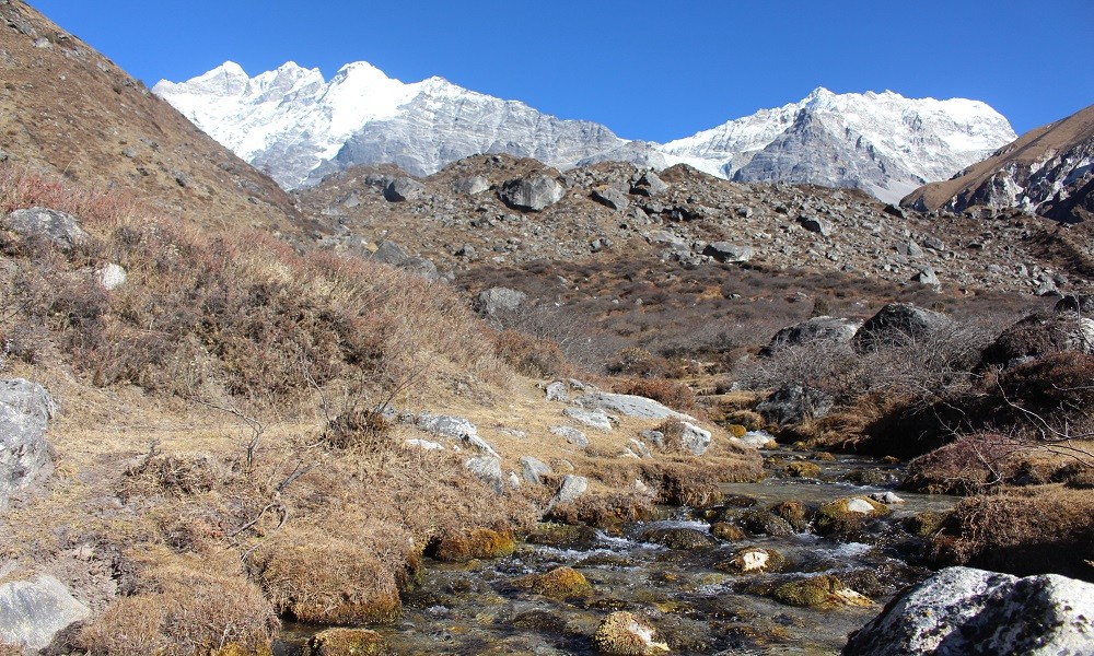 Langtang helambu Trekking